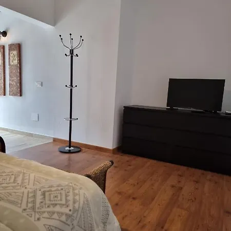 Alunita & Pirita, Con Jardin, Terraza Y Wifi En Zona Tranquila Y Centrica *