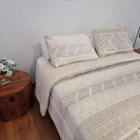 Alunita&Pirita, Habitación con Jardín, Terraza y WiFi en zona tranquila y céntrica * Nazaret