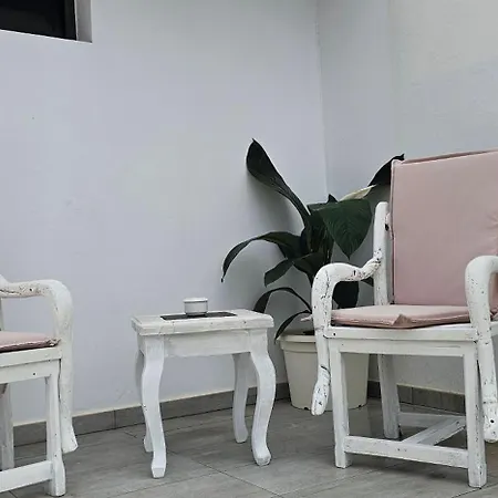 Alunita & Pirita - Peaceful Private With Garden, Terrace & Shared Kitchen * Nazaret